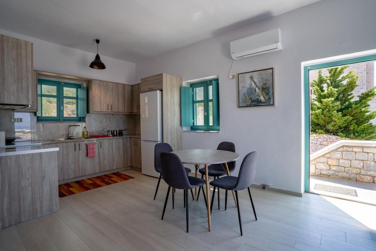 Sugar Stone House Apartment Pírgos Dhiroú Bagian luar foto