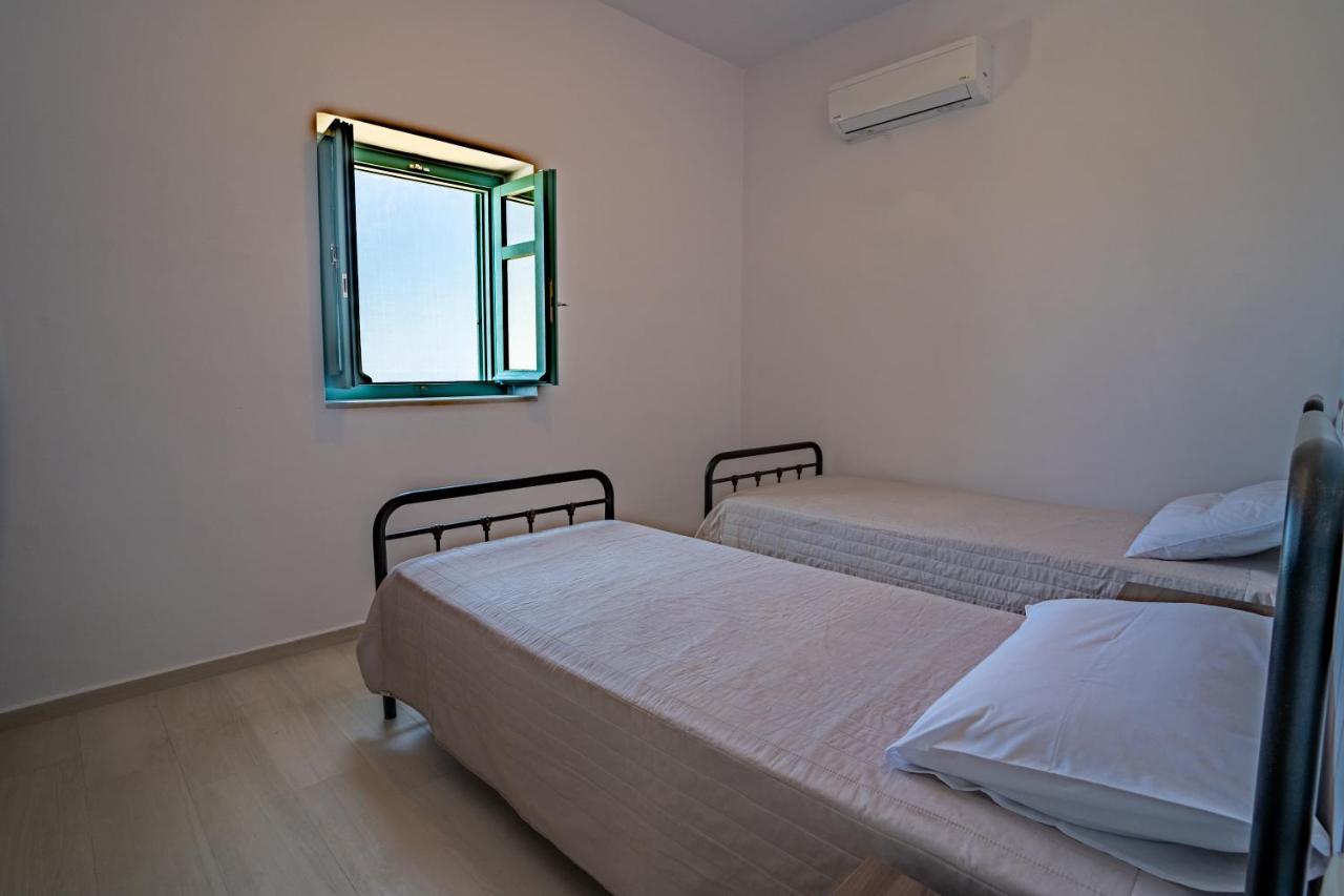 Sugar Stone House Apartment Pírgos Dhiroú Bagian luar foto