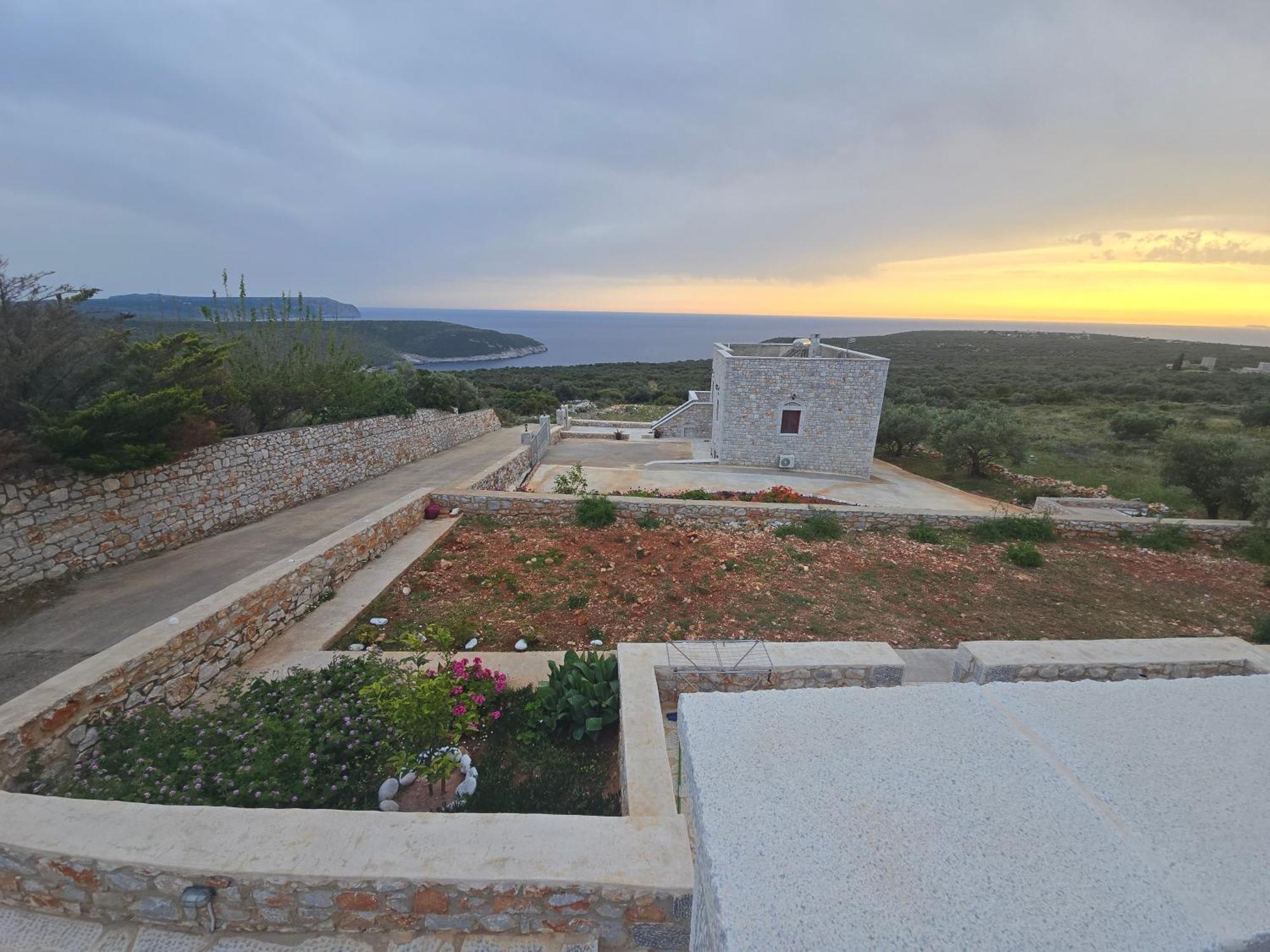 Sugar Stone House Apartment Pírgos Dhiroú Bagian luar foto