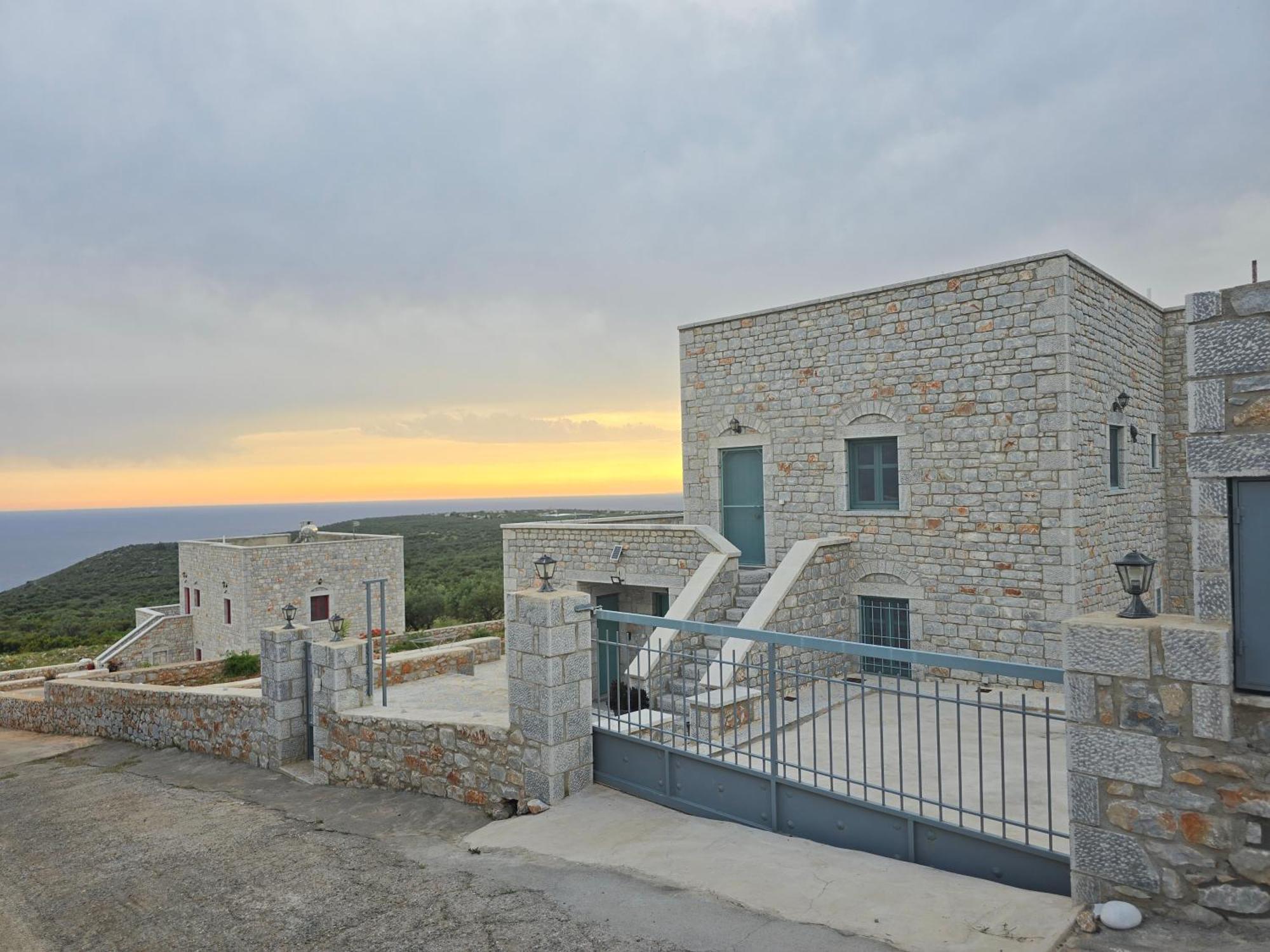 Sugar Stone House Apartment Pírgos Dhiroú Bagian luar foto
